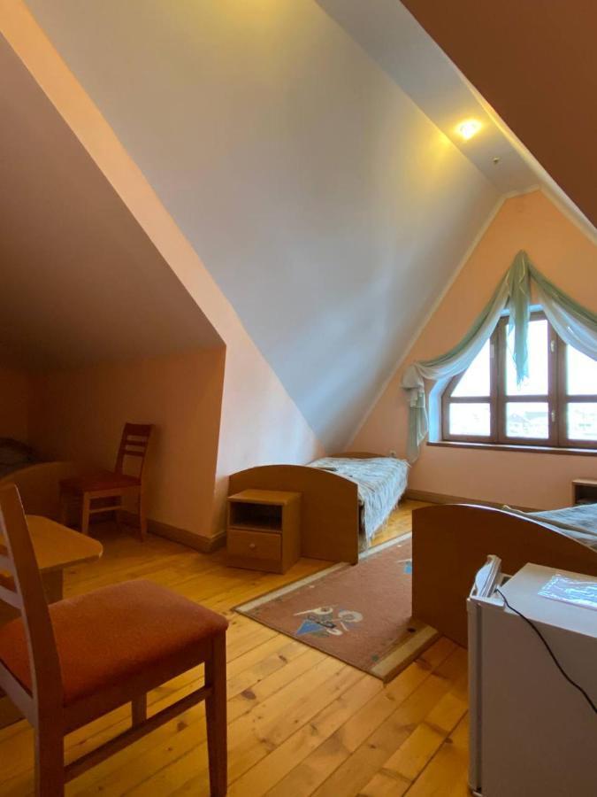 Lemon Hotell Drohobytj Exteriör bild