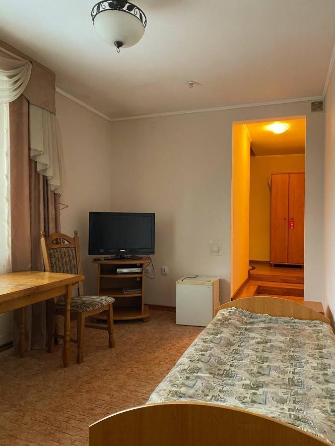 Lemon Hotell Drohobytj Exteriör bild